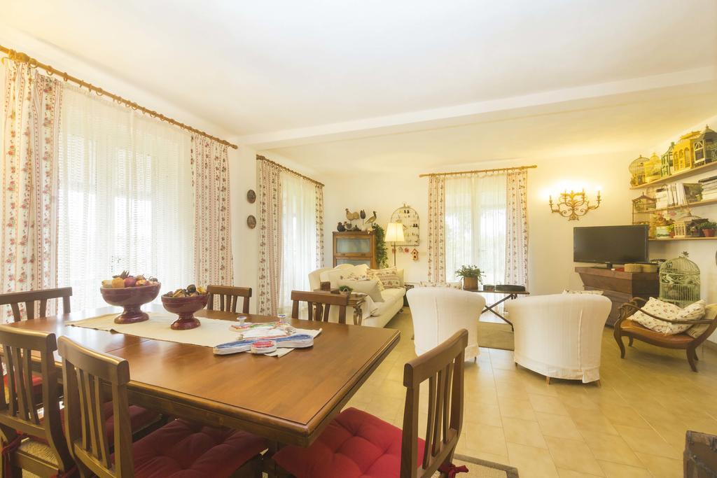 Villa Monserrato - Goelba Porto Azzurro Room photo